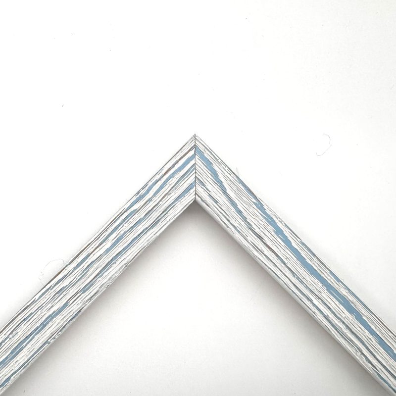 Cornice piatta colorato graffiata  celeste  art. 28FB765GR