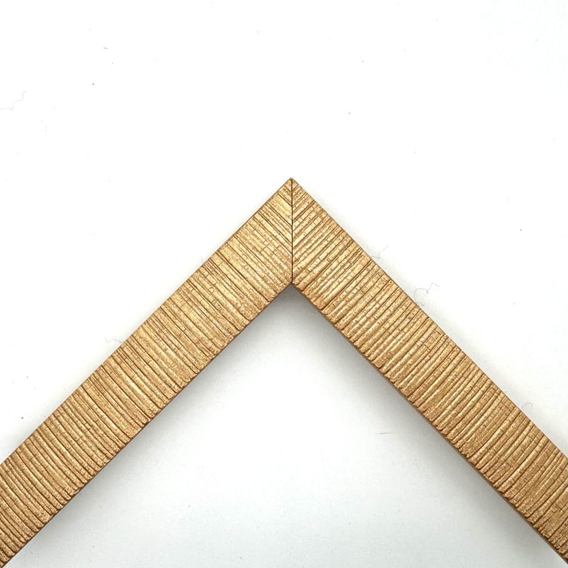 Cornice colorato poro aperto stampata oro  art. 427STAB673