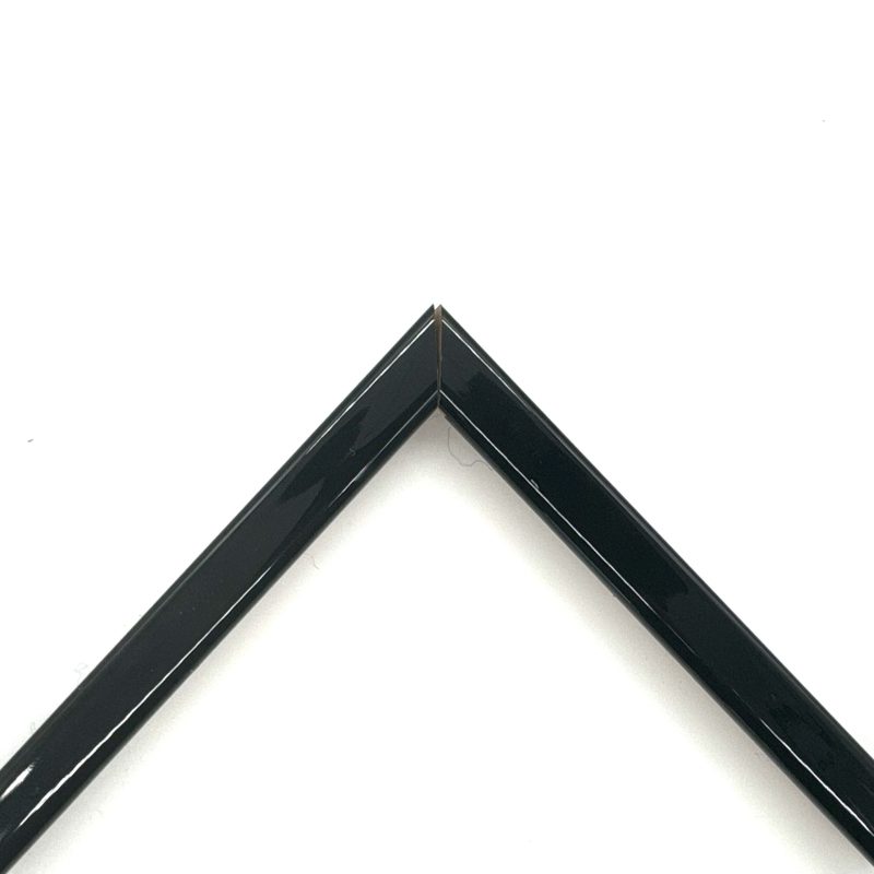 Cornice  laccato luc  nero  art. 453F220